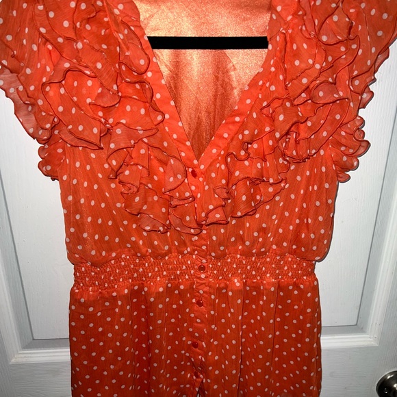 Button up ruffle blouse - Picture 3 of 4